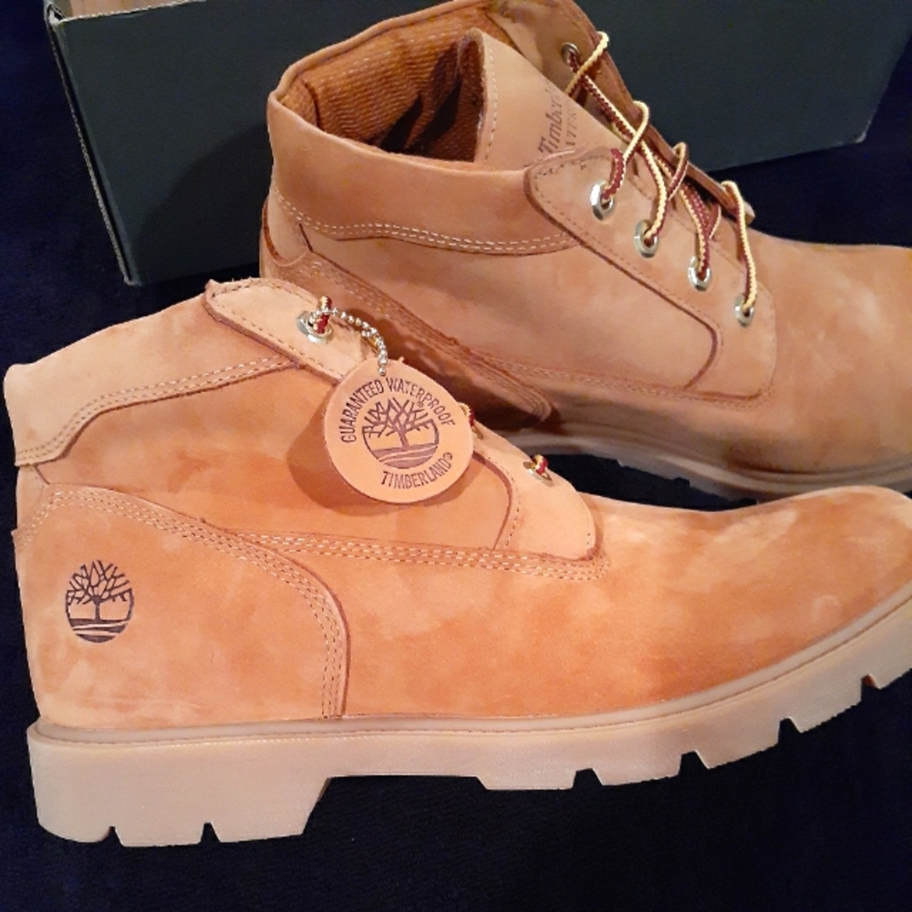Men's New Timberland 6" Premium Waterproof boots, size 12, Color tan,open box